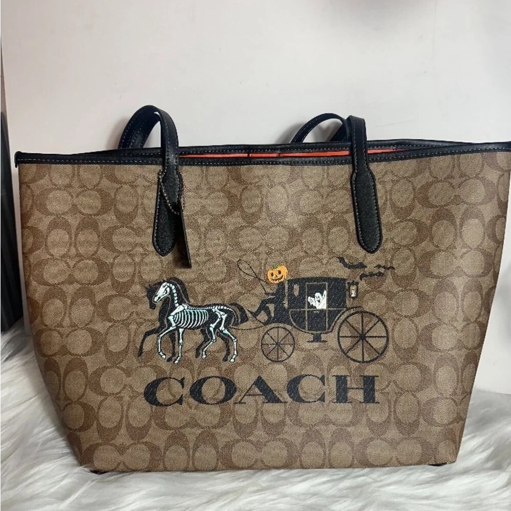 Coach Halloween tote and pumpkin driver coach wagon new